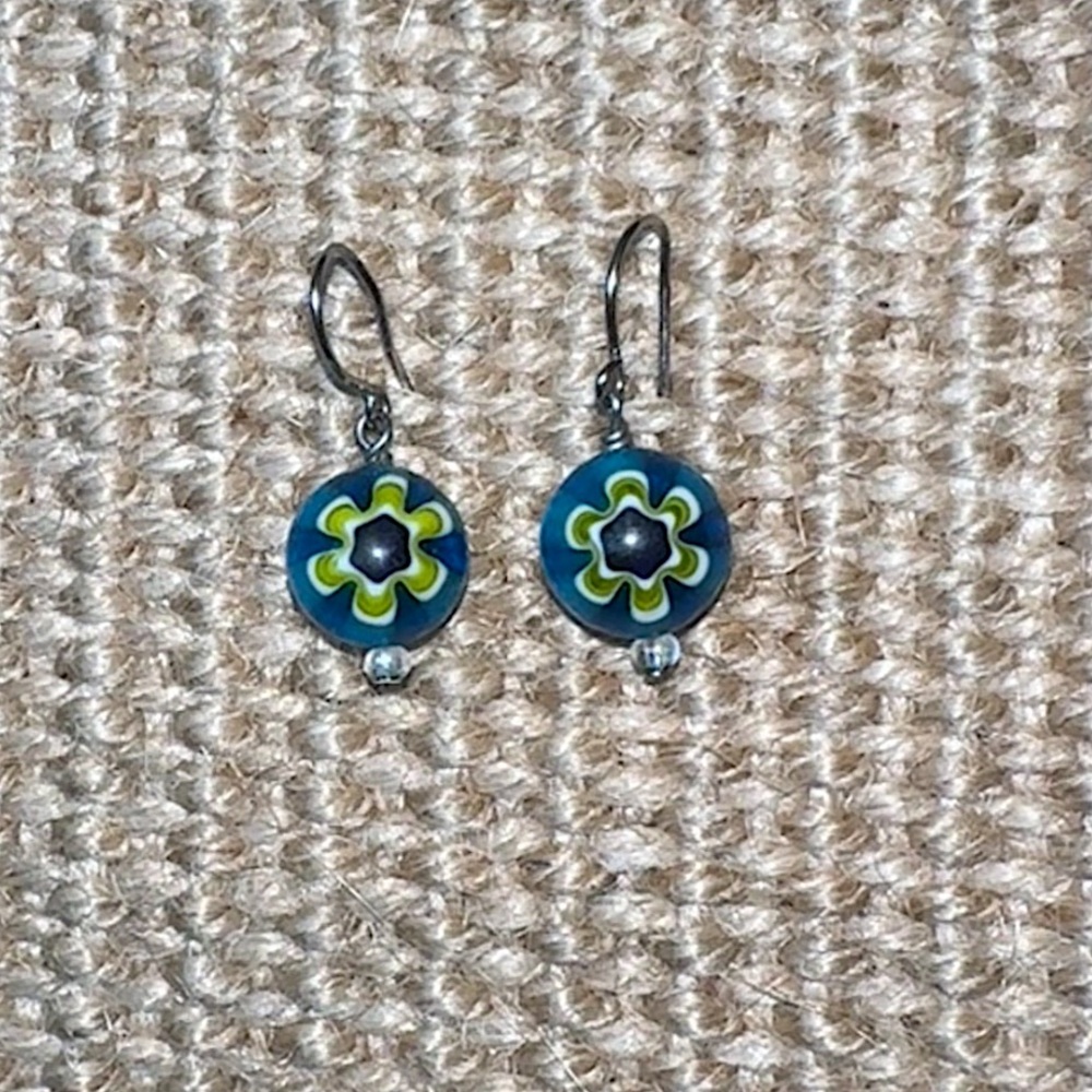 Floral Teal & Green Handblown Glass Earrings🌸 - Picture 1 of 4